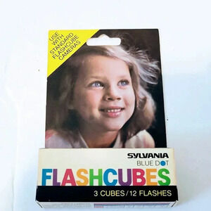 Sylvania Blue Dot Flashcubes New Old Stock 3 Cubes 12 Flashes Vintage